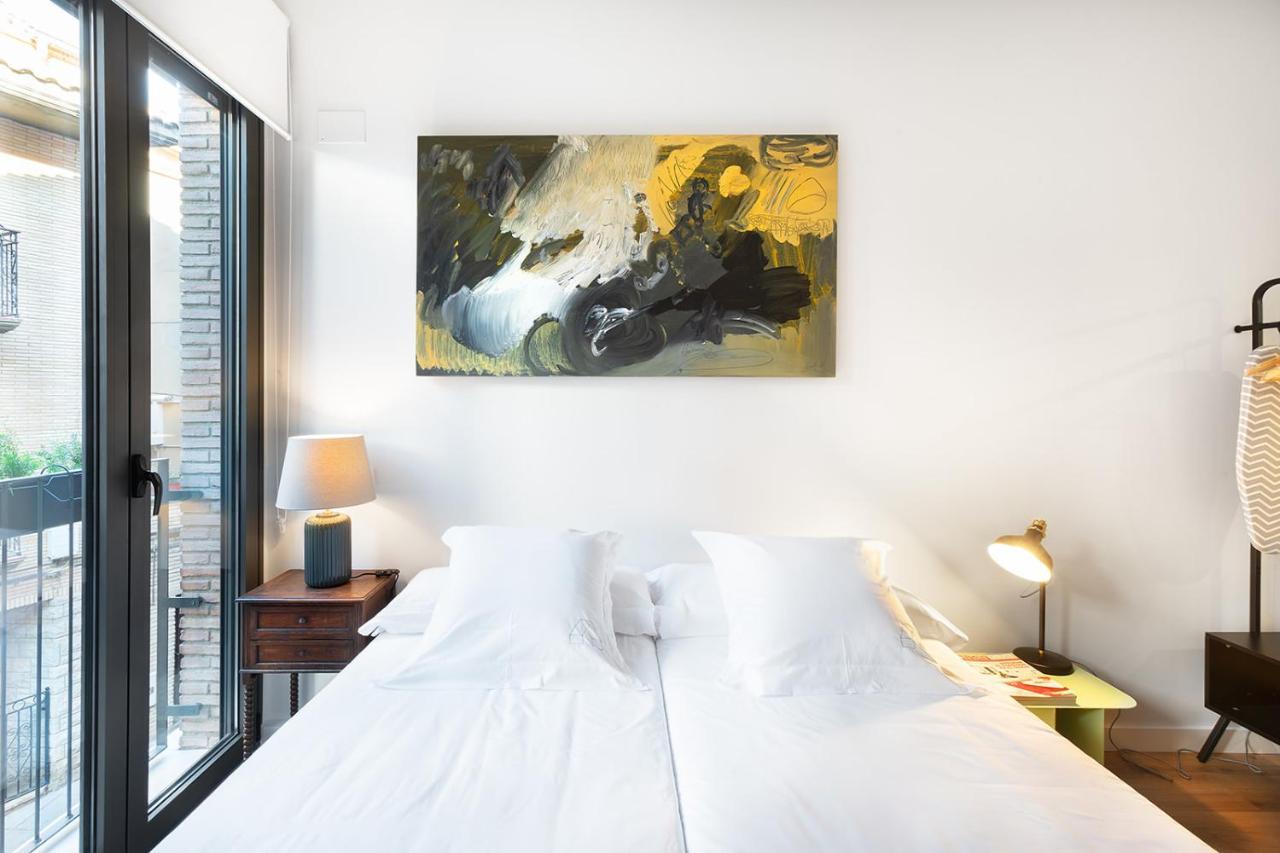Okako Apartments 투델라 외부 사진