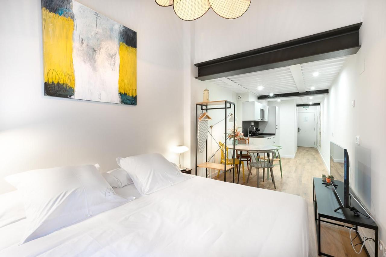 Okako Apartments 투델라 외부 사진