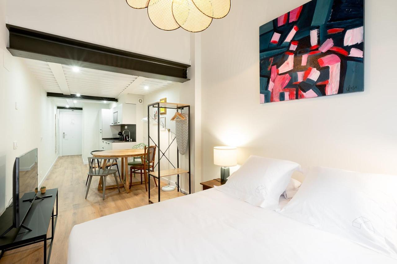 Okako Apartments 투델라 외부 사진