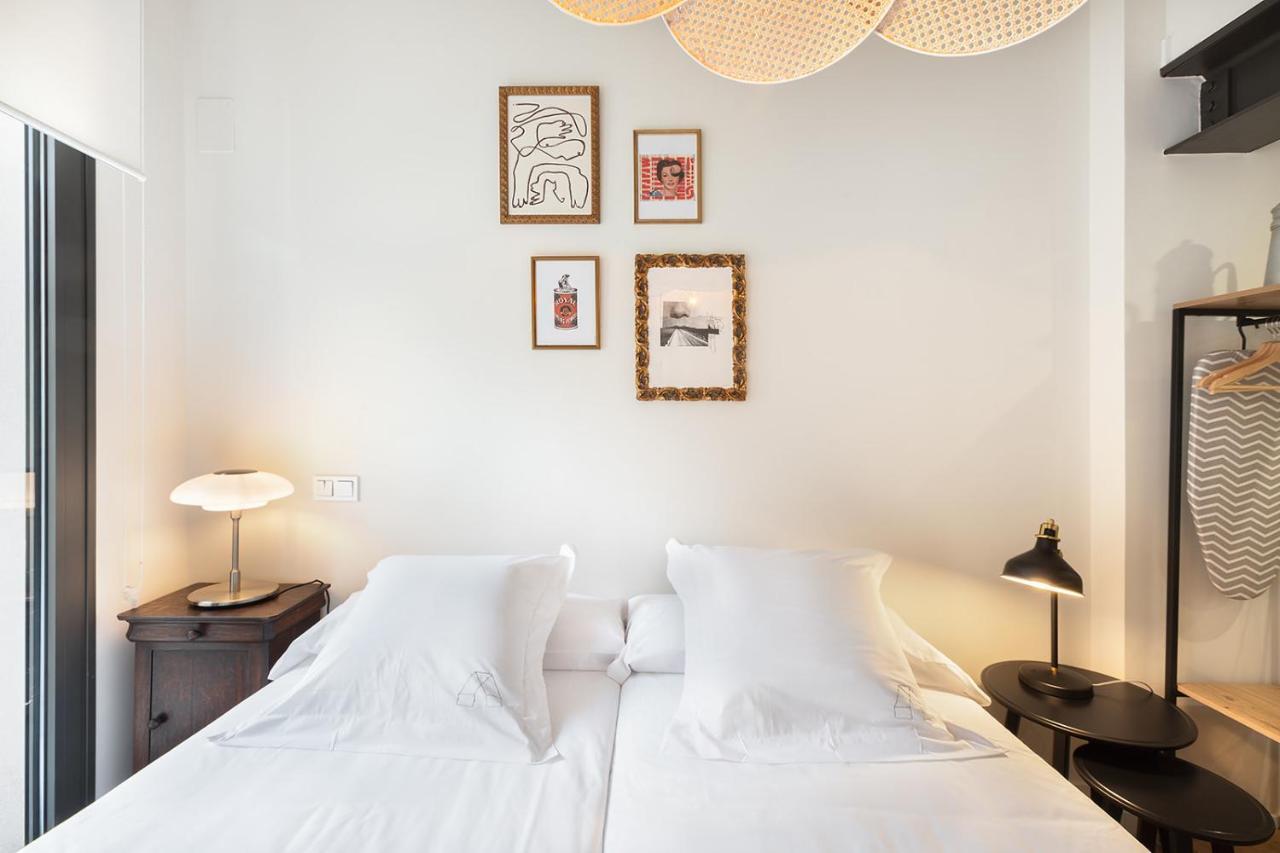 Okako Apartments 투델라 외부 사진