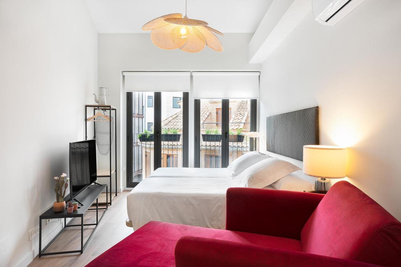 Okako Apartments 투델라 외부 사진