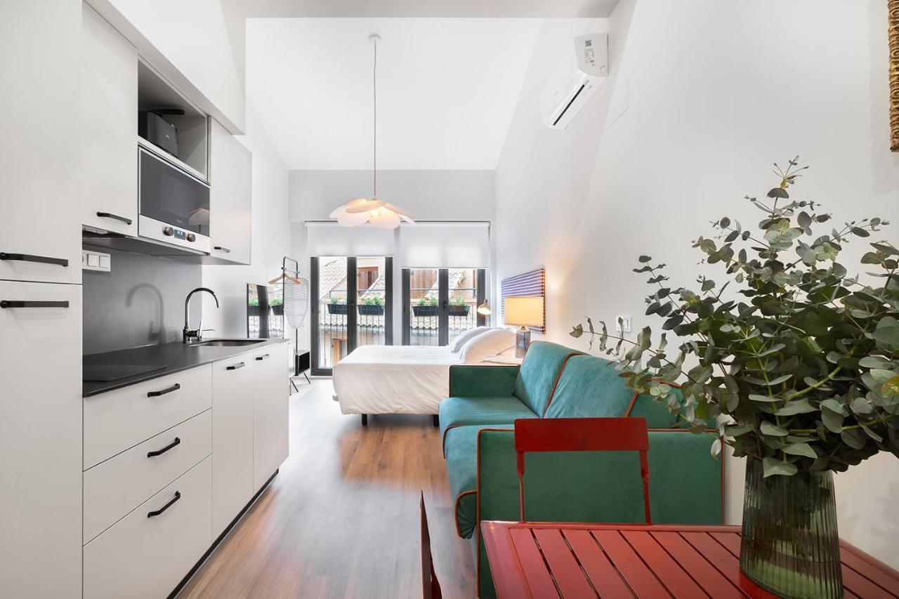 Okako Apartments 투델라 외부 사진
